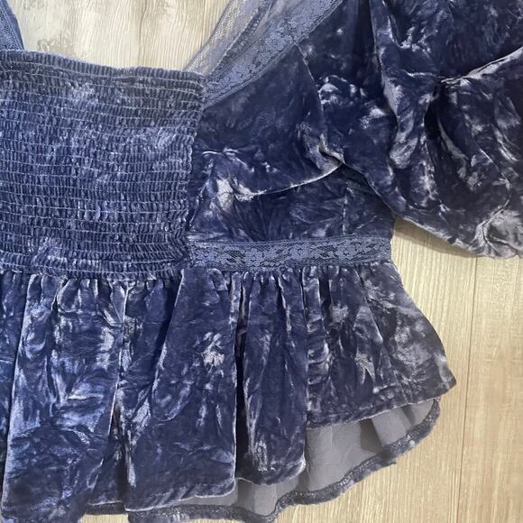 Free People Yours Truly velvet peplum top in purplish/blue size Medium - Picture 12 of 15